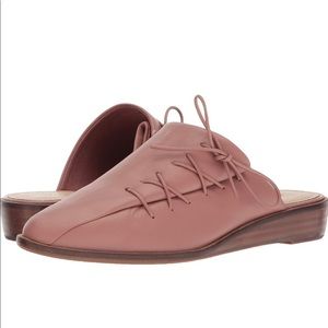 Kelsi Dagger Brooklyn - Pink Avenue Slides